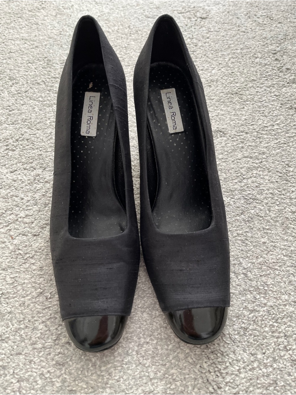 Linea Roma Black Cap Toe Heels Classic Pumps Low Heel Work Office Shoes